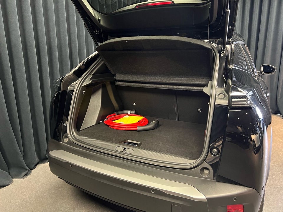 Peugeot e-2008 54 GT 5d