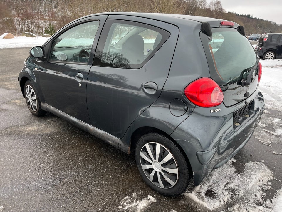 Toyota Aygo 1,0 Plus komfort 5d