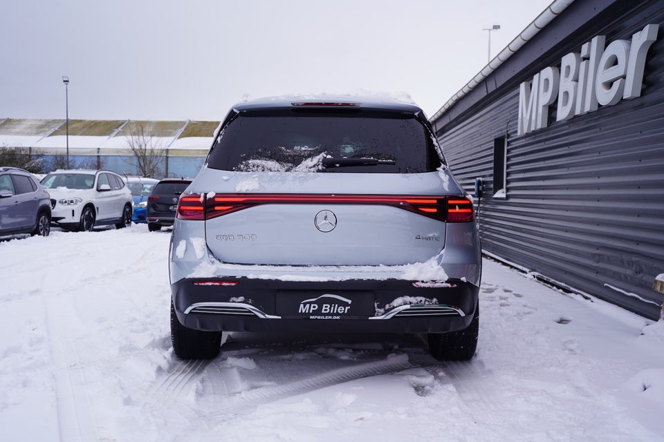 Mercedes EQB300 AMG Line 4Matic 5d