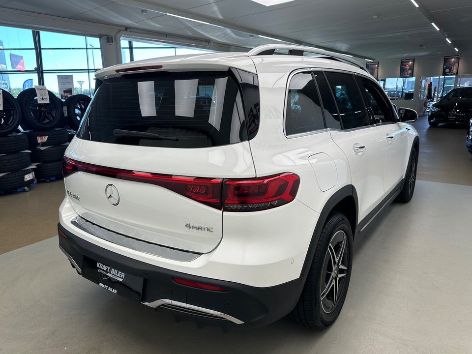 Mercedes EQB300 AMG Line 4Matic 5d