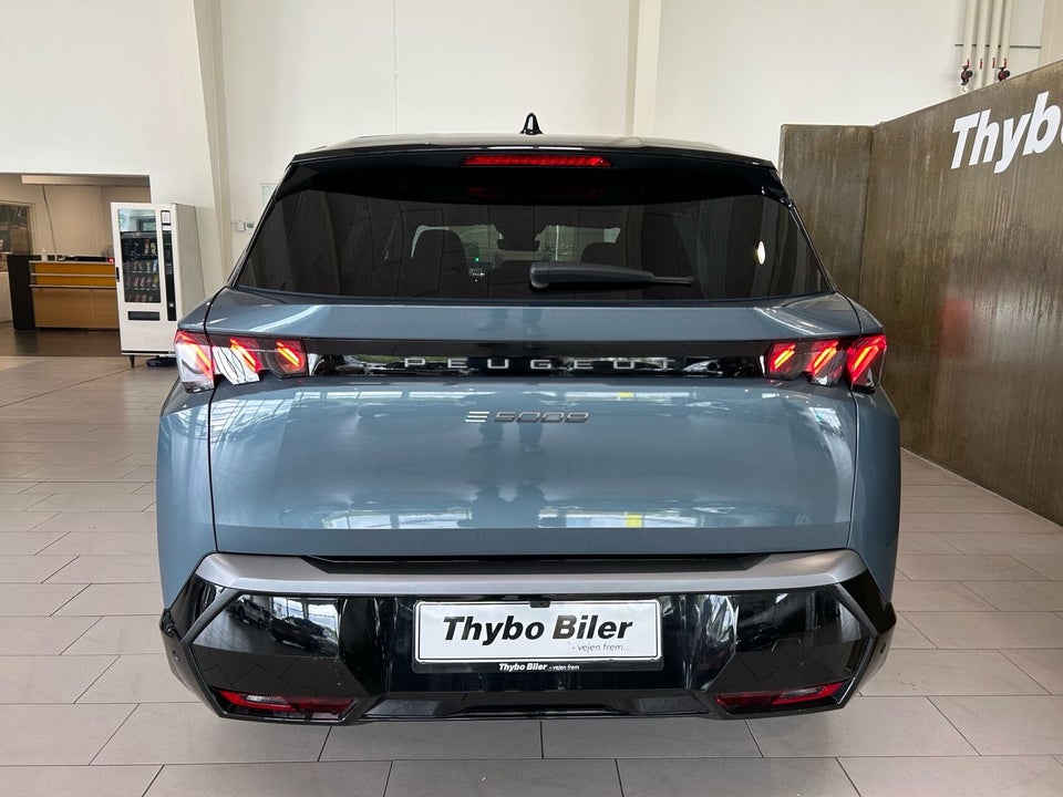 Peugeot e-5008 77 GT Pack 7prs 5d