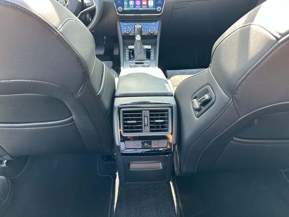 Skoda Superb 1,4 TSi iV Plus Combi DSG 5d