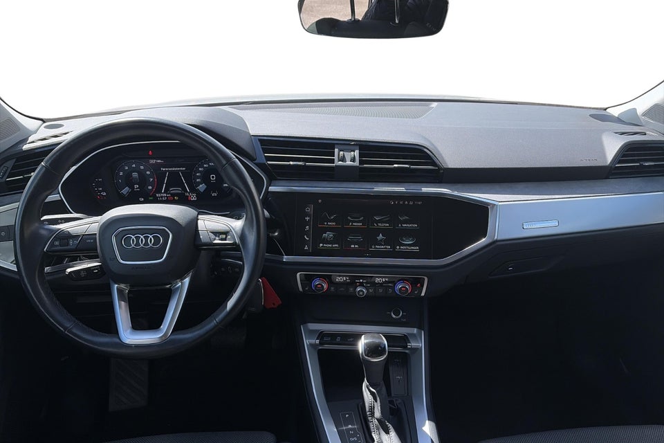 Audi Q3 45 TFSi e Attitude plus Sportback S-tr. 5d