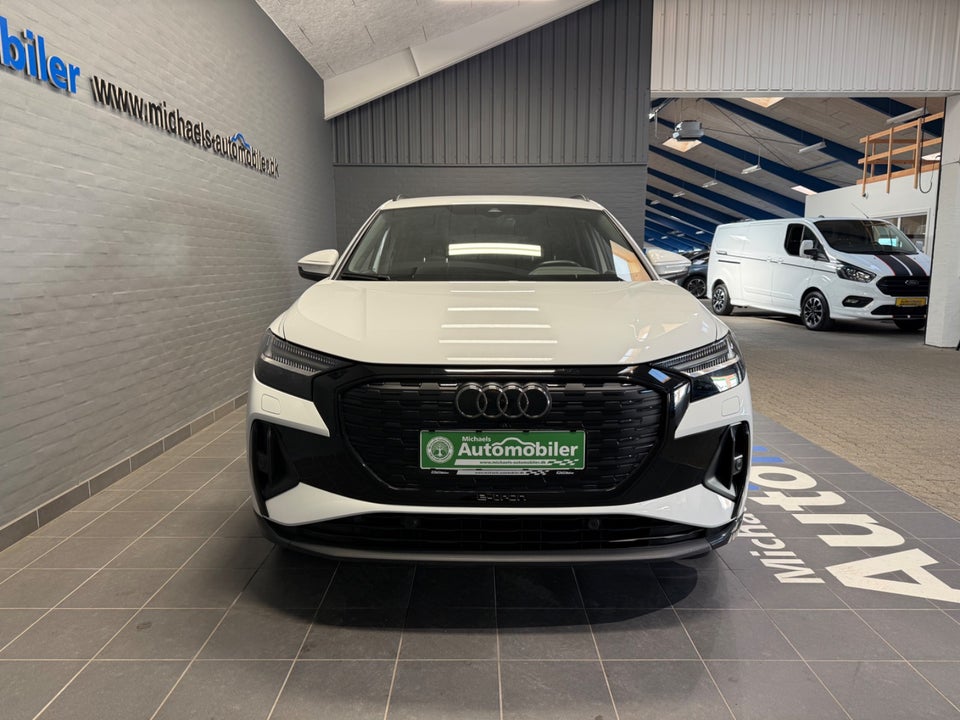 Audi Q4 e-tron 35 S-line 5d
