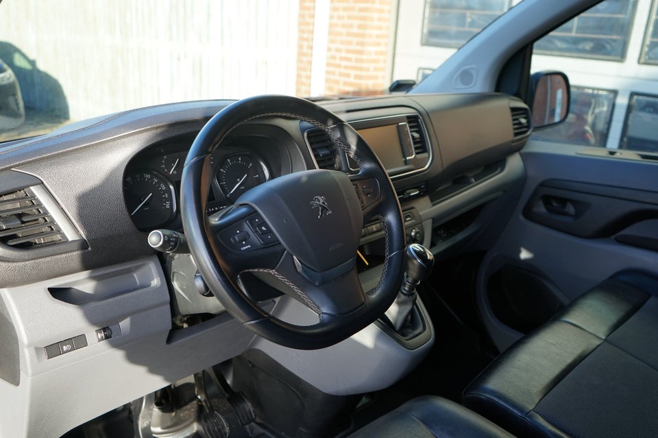 Peugeot Expert 2,0 BlueHDi 122 L2 Plus Van