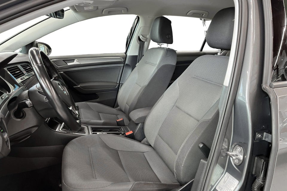 VW Golf VII 1,4 TSi 125 Comfortline 5d