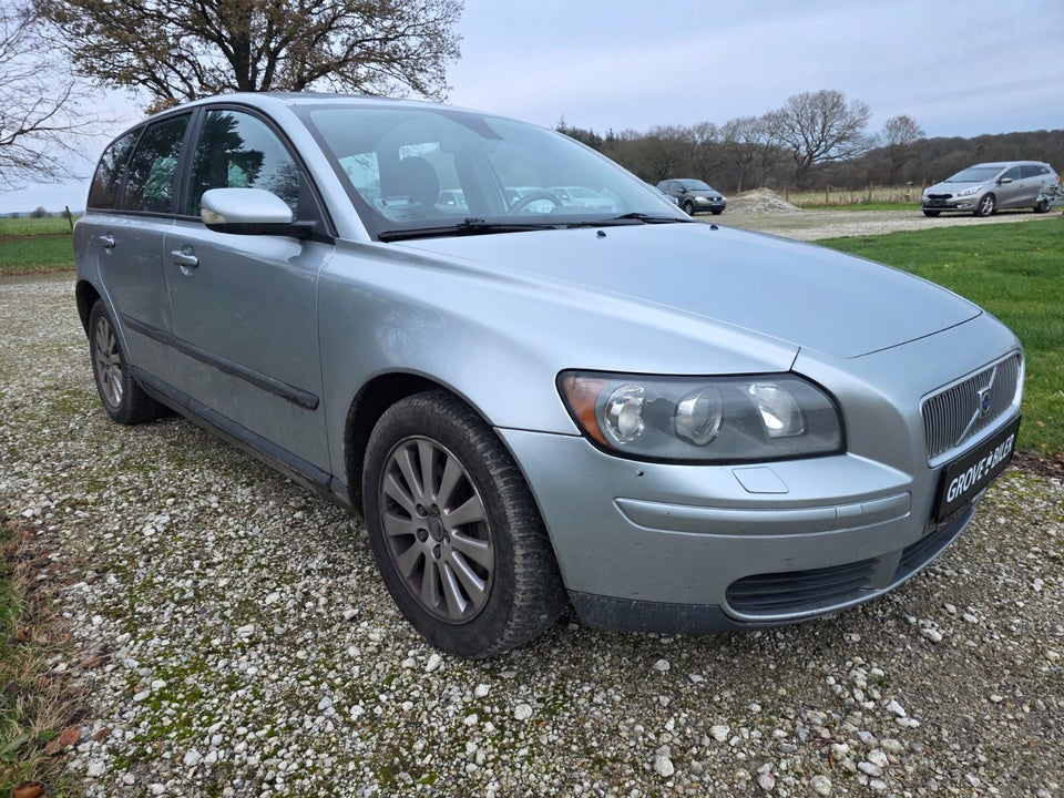 Volvo V50 1,8 Kinetic 5d
