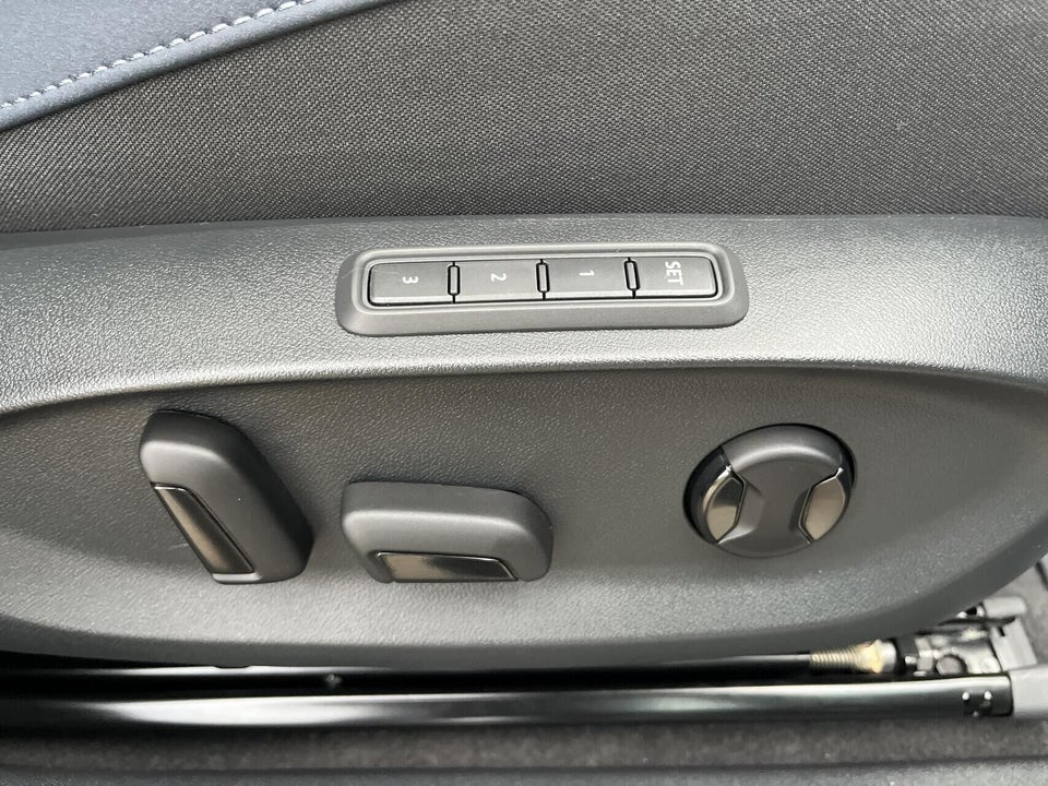 Cupra Tavascan 77 VZ Adrenaline 5d