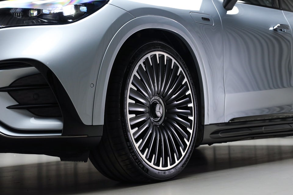 Mercedes EQE53 SUV AMG 4Matic+ 5d