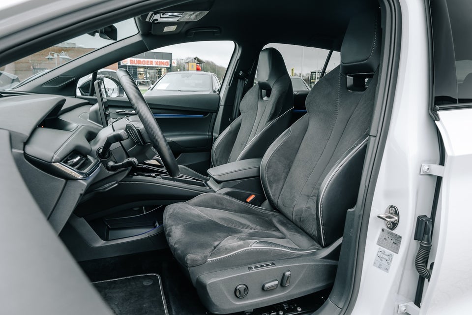 Skoda Enyaq 80 iV Sportline 5d