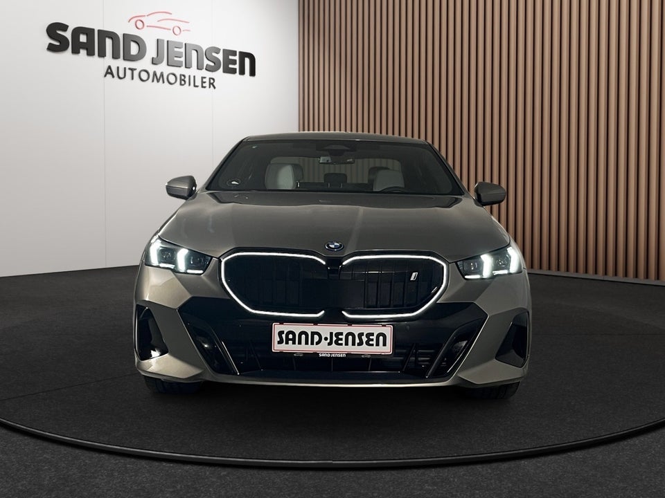 BMW i5 eDrive40 M-Sport Pro 4d