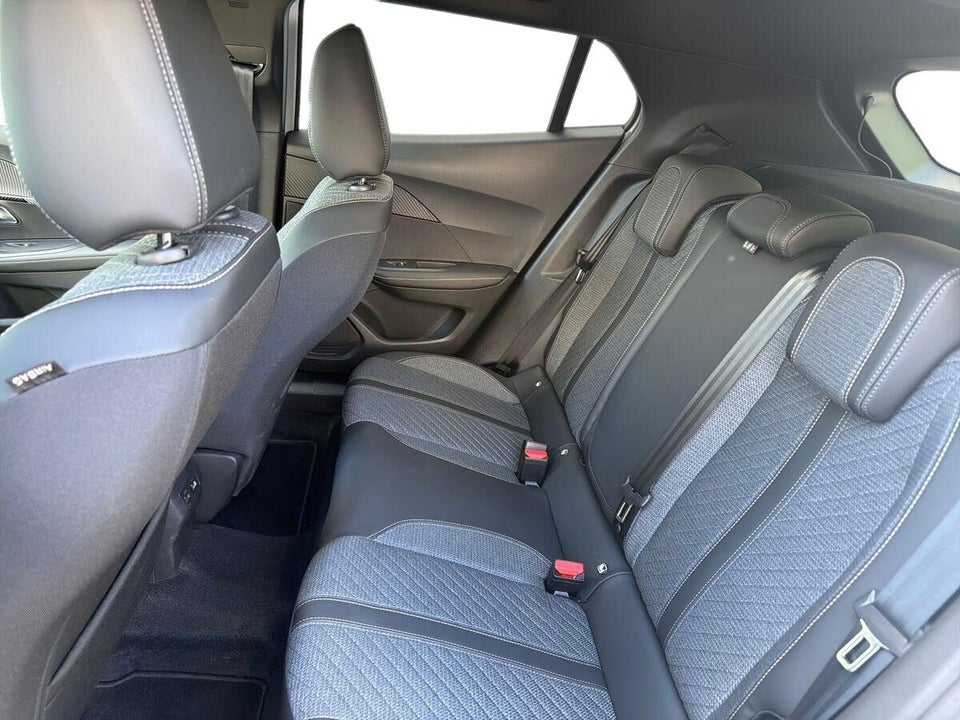 Peugeot 2008 1,2 PureTech 130 Allure EAT8 5d