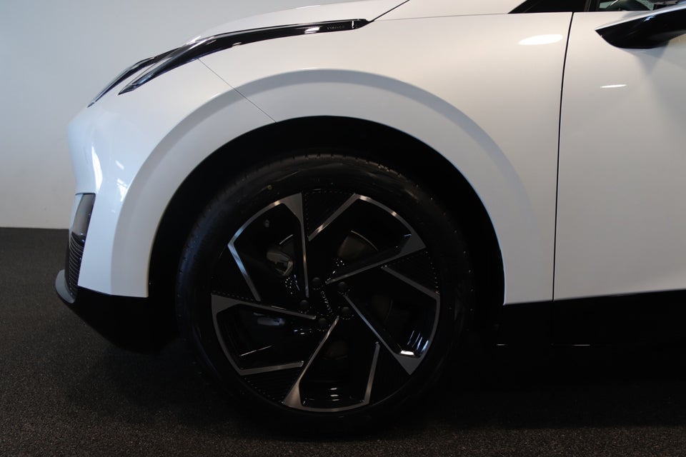 Volvo EX30 Extended Range Ultra 5d