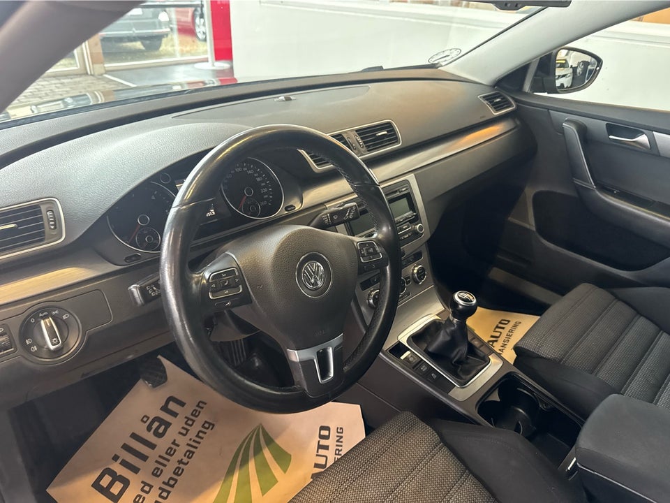 VW Passat 2,0 TDi 140 Comfortline Variant BMT 5d