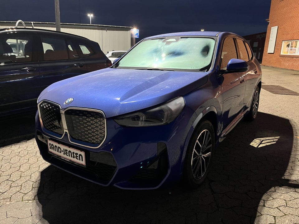 BMW iX1 eDrive20 M-Sport Van 5d