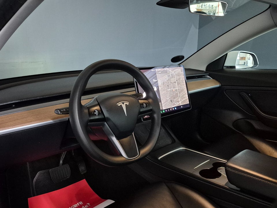 Tesla Model 3 Long Range AWD 4d