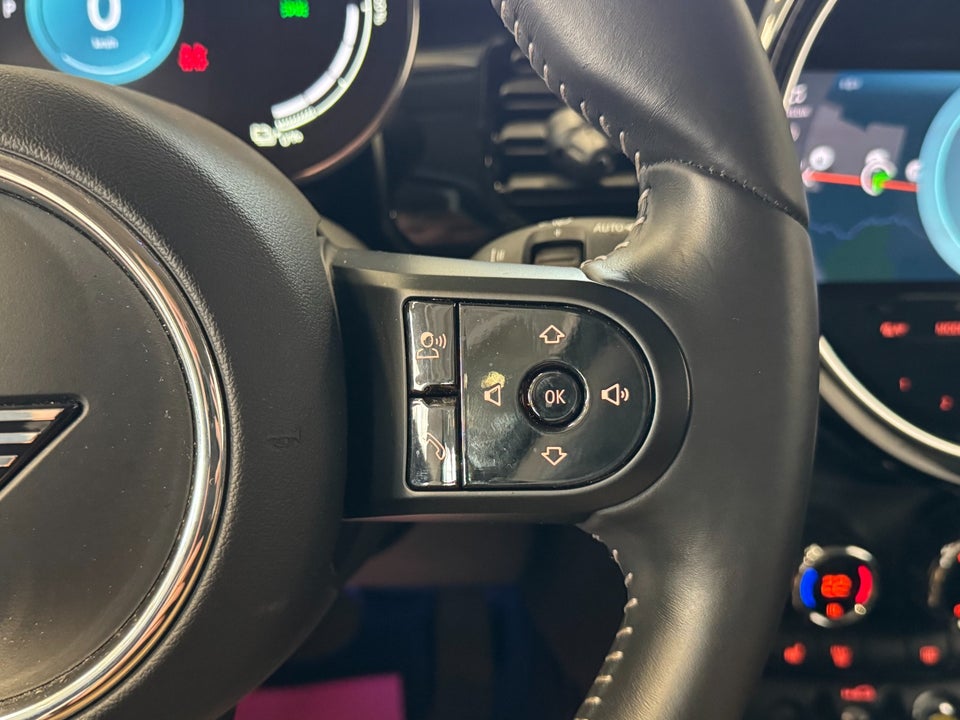 MINI Cooper SE Classic Trim 3d