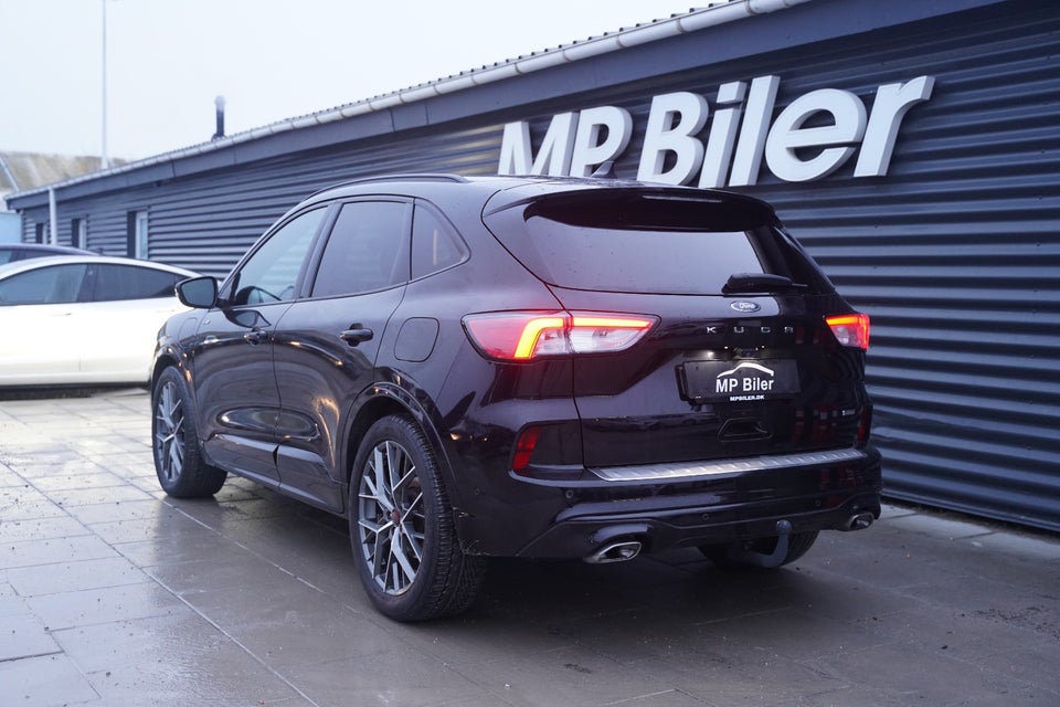 Ford Kuga 2,5 PHEV ST-Line X CVT 5d
