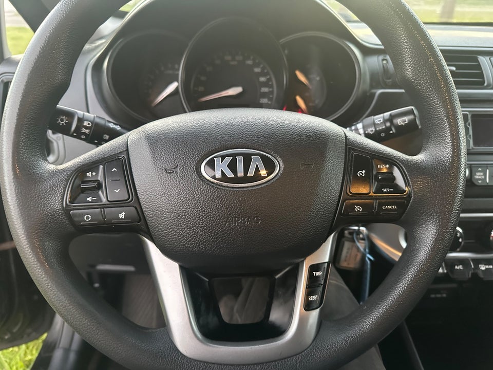 Kia Rio 1,2 CVVT Limited 5d
