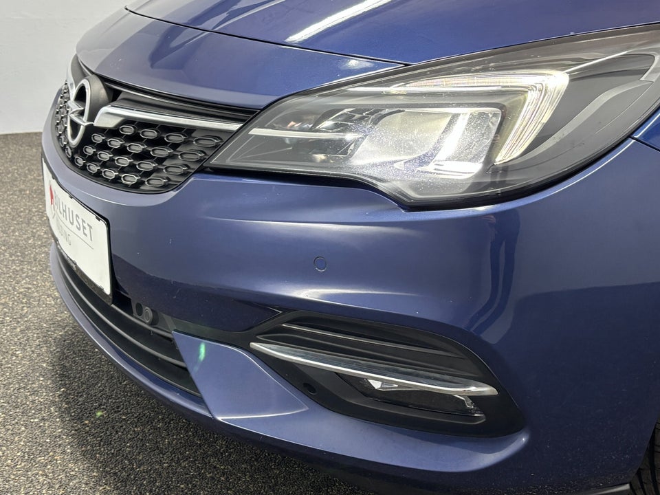 Opel Astra 1,2 T 110 Elegance Sports Tourer 5d