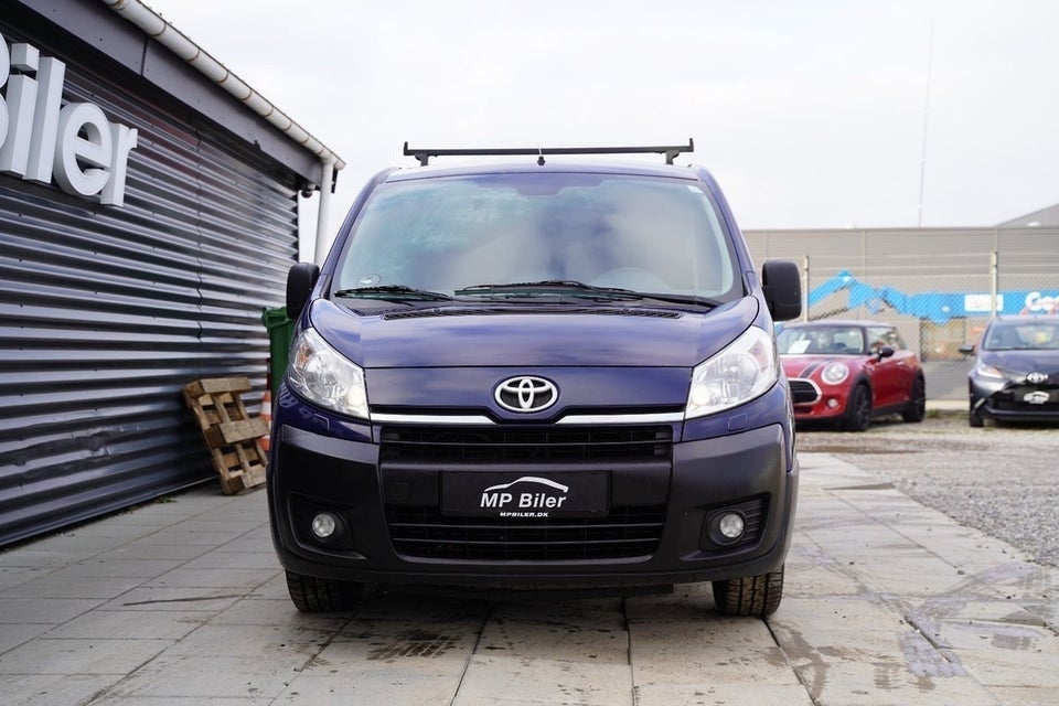 Toyota ProAce 2,0 D 128 T2 L2H1 4d