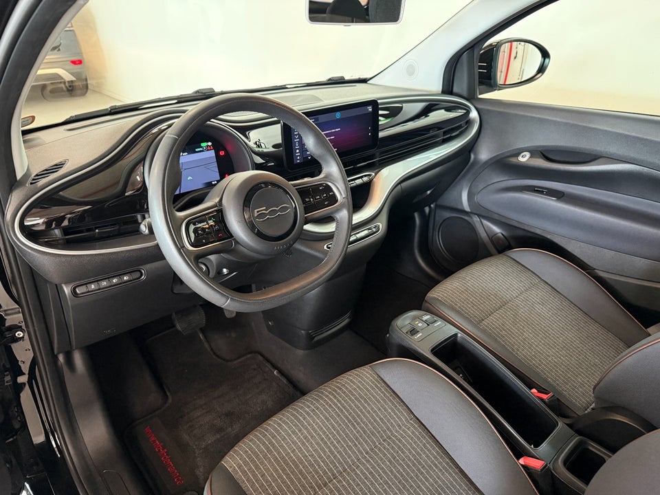 Fiat 500e 42 Icon 3d