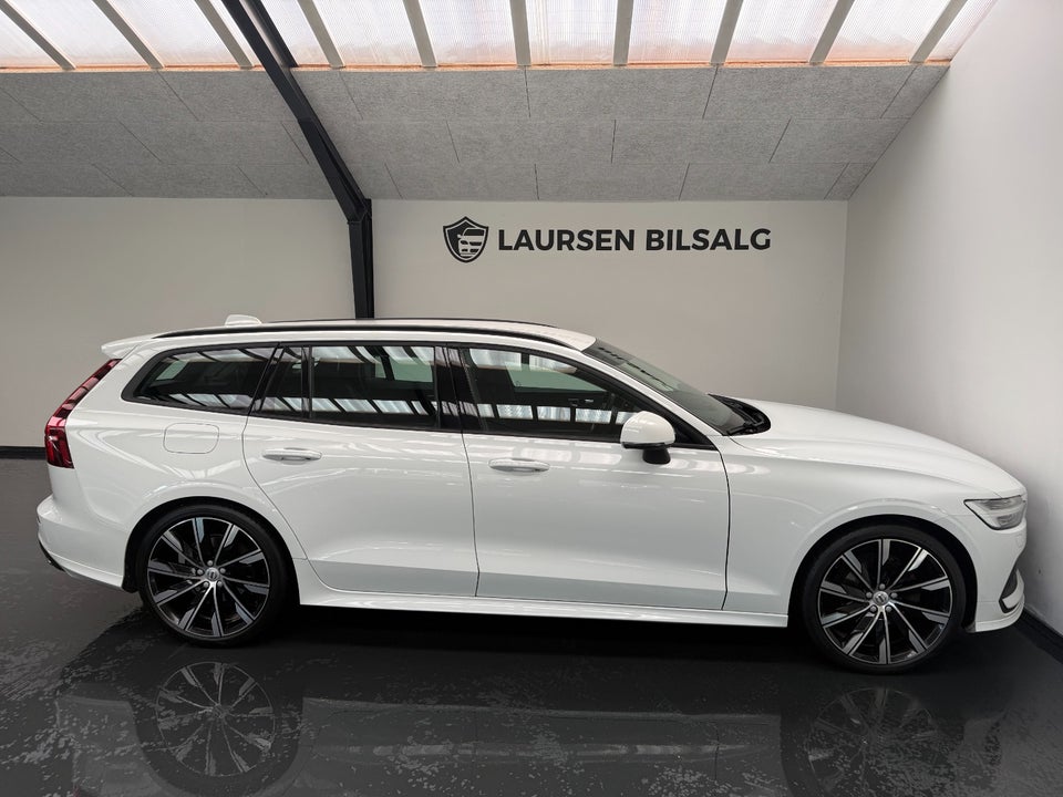 Volvo V60 2,0 D4 190 Momentum aut. 5d