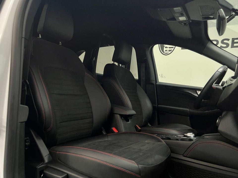 Ford Kuga 2,5 PHEV ST-Line CVT Van 5d