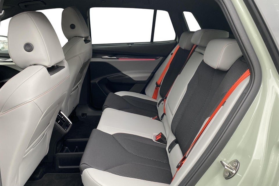 Skoda Elroq 85 iV Lodge 5d
