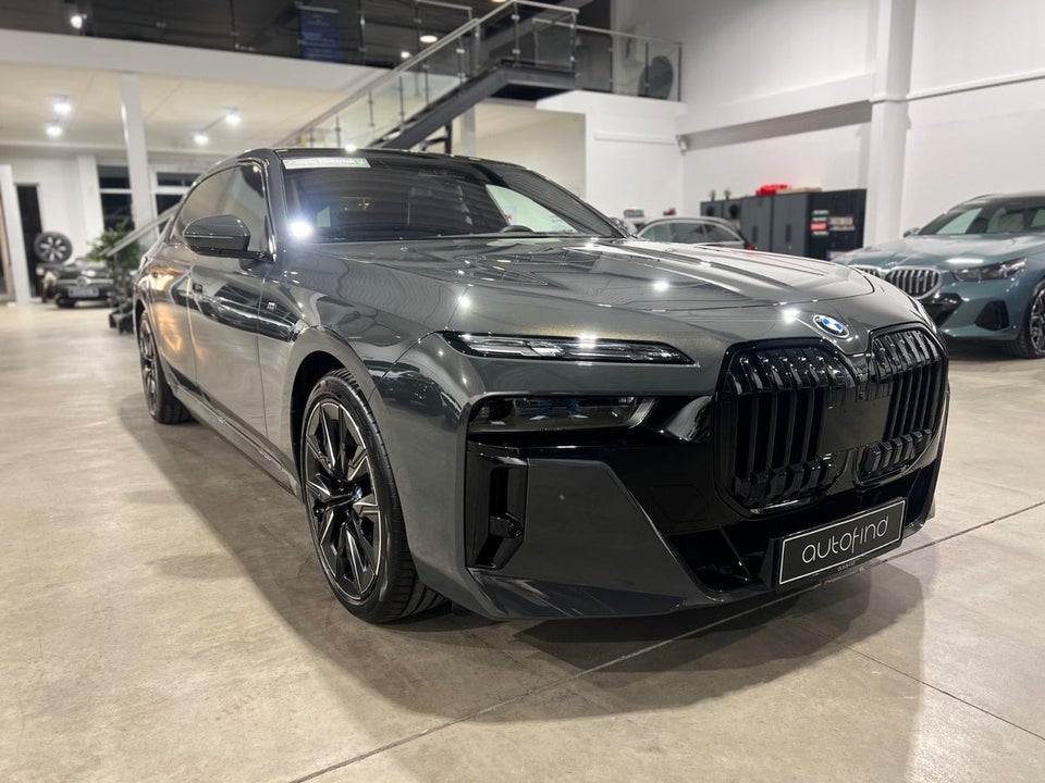 BMW i7 xDrive60 M-Sport 4d