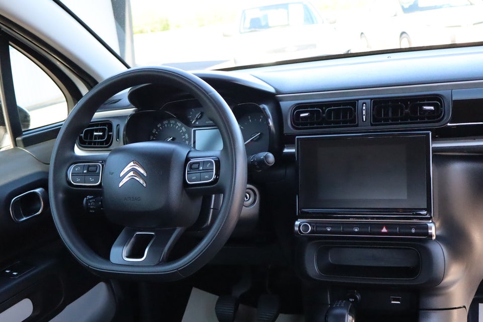Citroën C3 1,2 PureTech 83 Shine Sport 5d