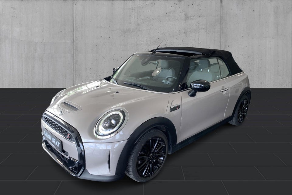 MINI Cooper S 2,0 Essential Cabriolet aut. 2d