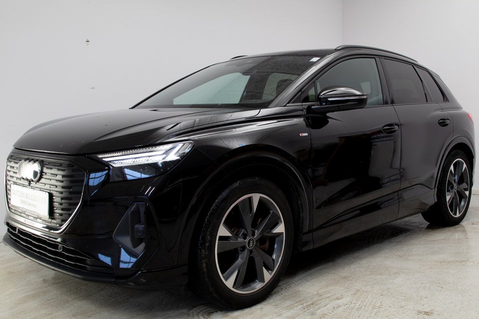 Audi Q4 e-tron 40 S-line 5d