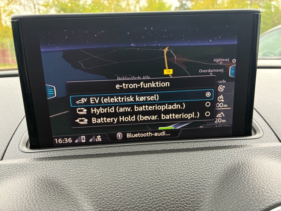 Audi A3 1,4 e-tron Sportback S-tr. 5d