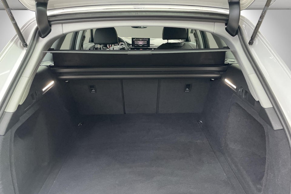Audi A4 40 TFSi Prestige plus Avant S-tr. 5d