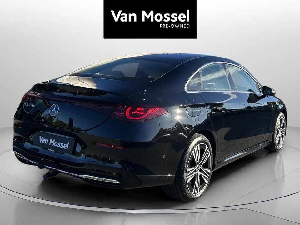 Mercedes CLA250+ electric Progressive Advance Plus 4d