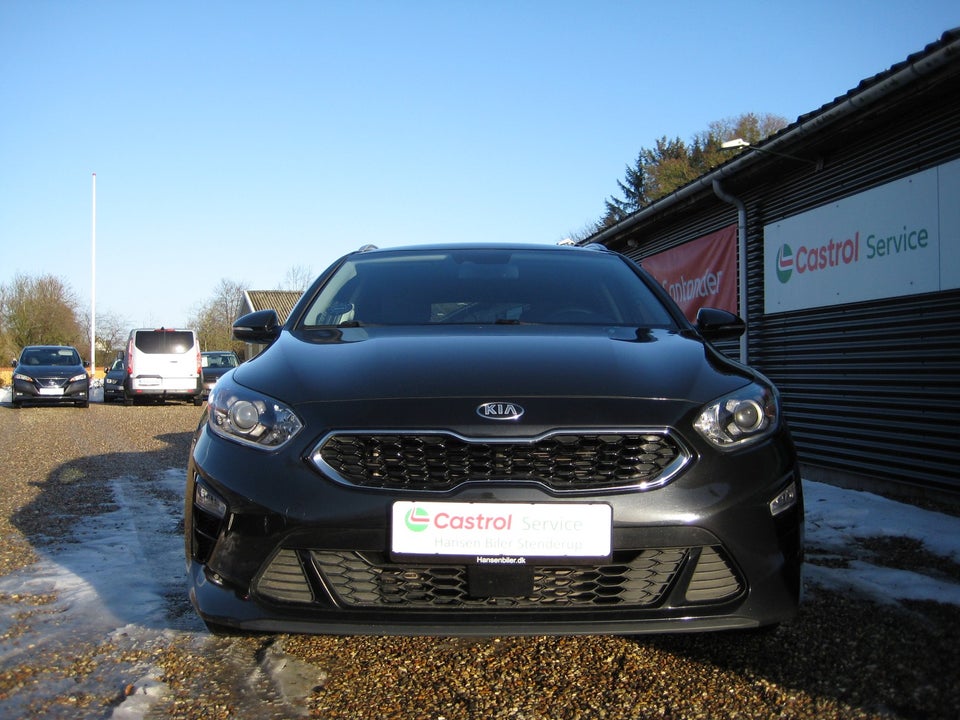 Kia Ceed 1,6 CRDi 136 Intro Edition SW 5d
