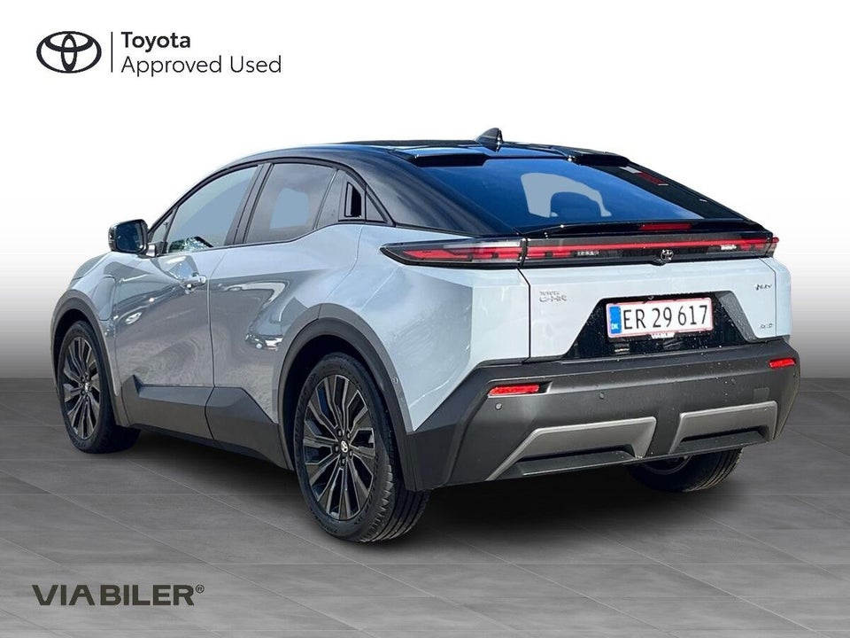 Toyota C-HR+ 77 Executive AWD 5d