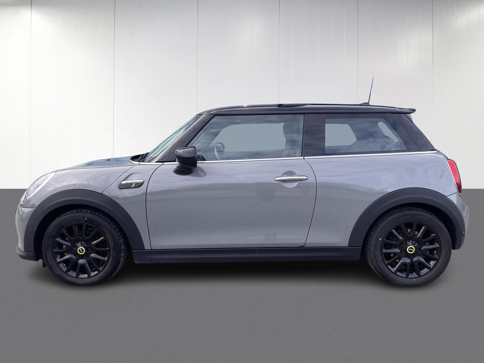 MINI Cooper SE Classic Trim 3d