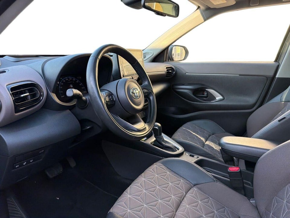 Toyota Yaris Cross 1,5 Hybrid Elegant e-CVT 5d