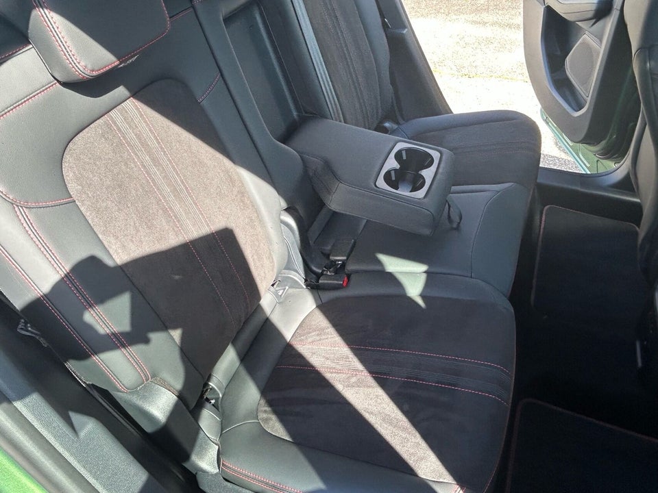 Ford Kuga 2,5 PHEV ST-Line X CVT 5d