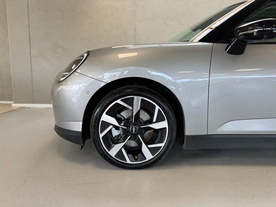 MINI Cooper E Classic Trim L 3d