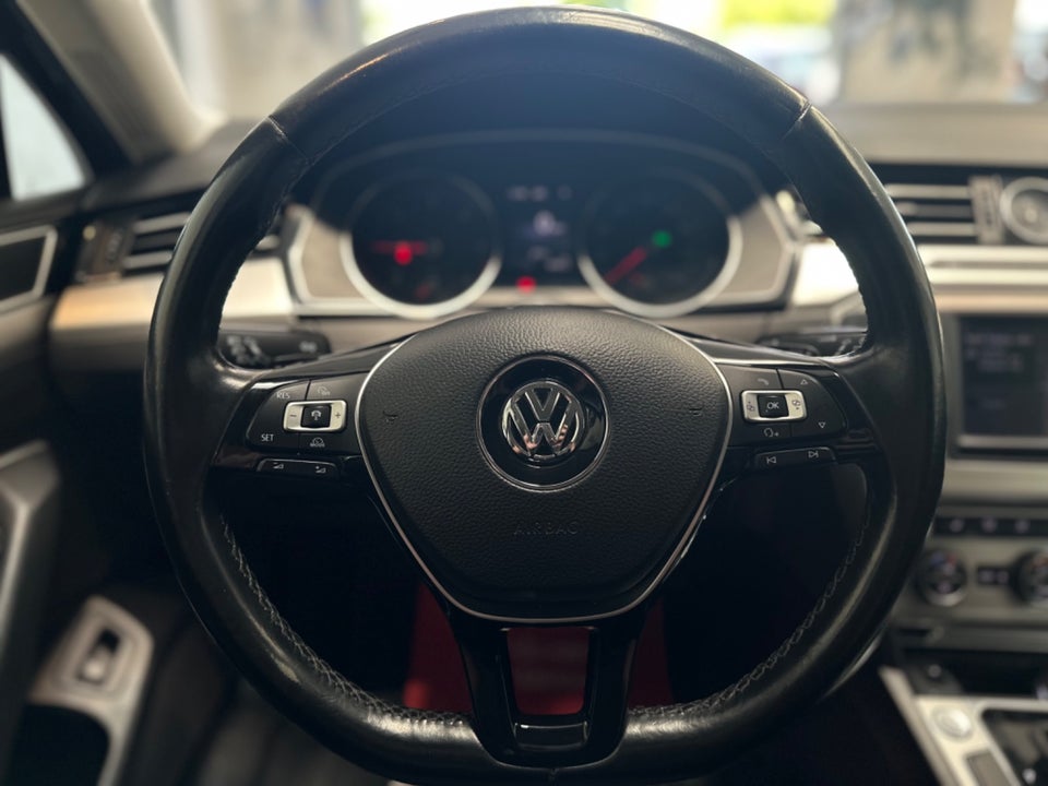 VW Passat 2,0 TDi 150 Comfort+ DSG 4d