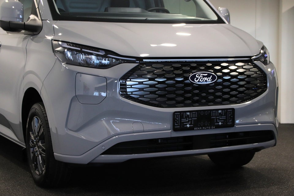 Ford E-Transit Custom 340L 64 Limited