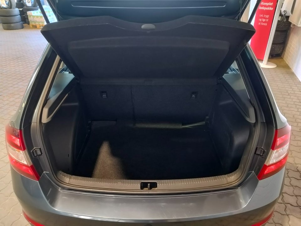 Skoda Rapid 1,0 TSi 95 Active 5d