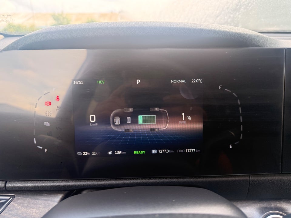 Navor E5 1,5 PHEV Rock 5d