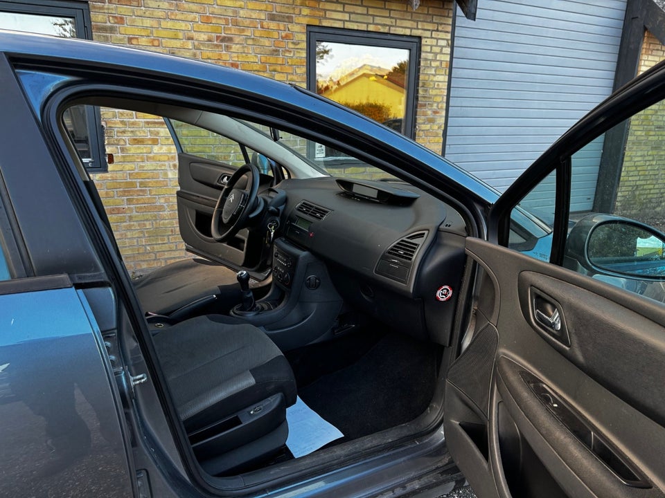 Citroën C4 1,6 16V 5d