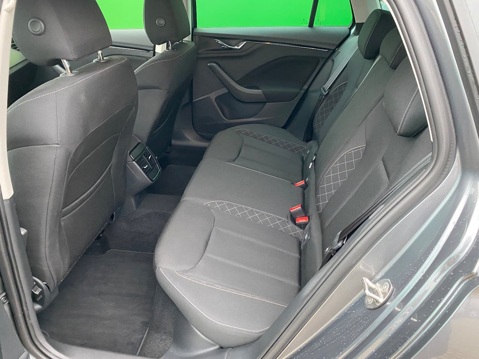 Skoda Scala 1,0 TSi 110 Blackline 5d