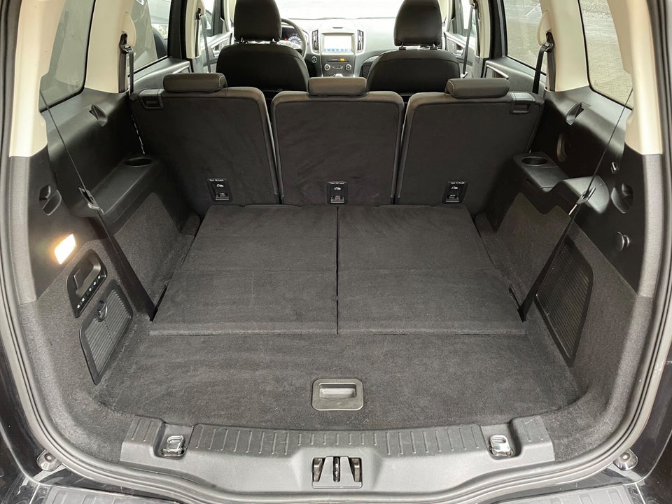 Ford Galaxy 2,0 EcoBlue Titanium 5d