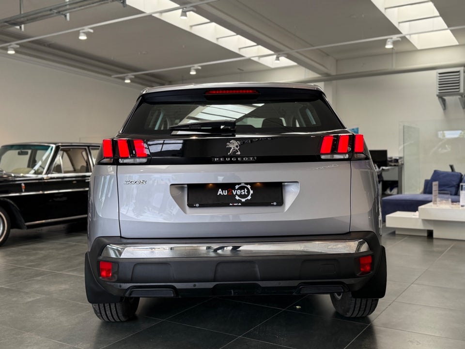 Peugeot 3008 1,2 PureTech 130 Strike 5d